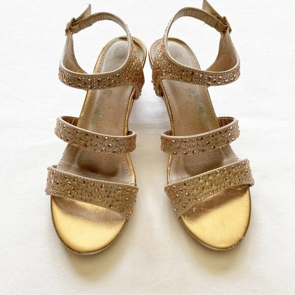 olive & edie Other - Olive & Edie Girls Dress Sandals Size 4